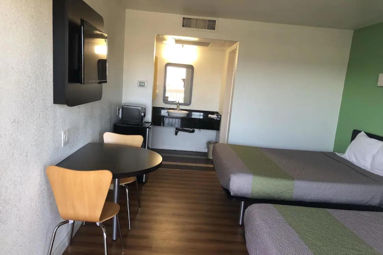 Motel 6-Barstow, Ca Εξωτερικό φωτογραφία