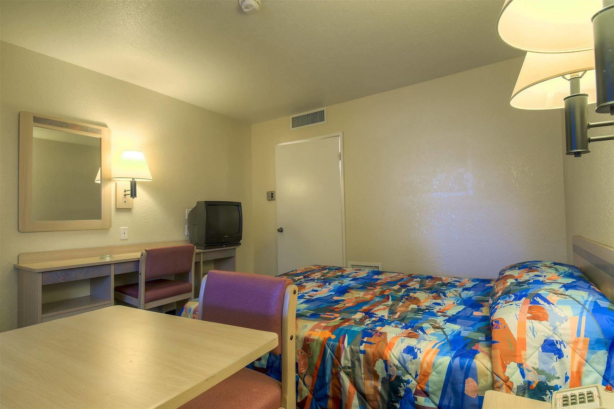 Motel 6-Barstow, Ca Εξωτερικό φωτογραφία